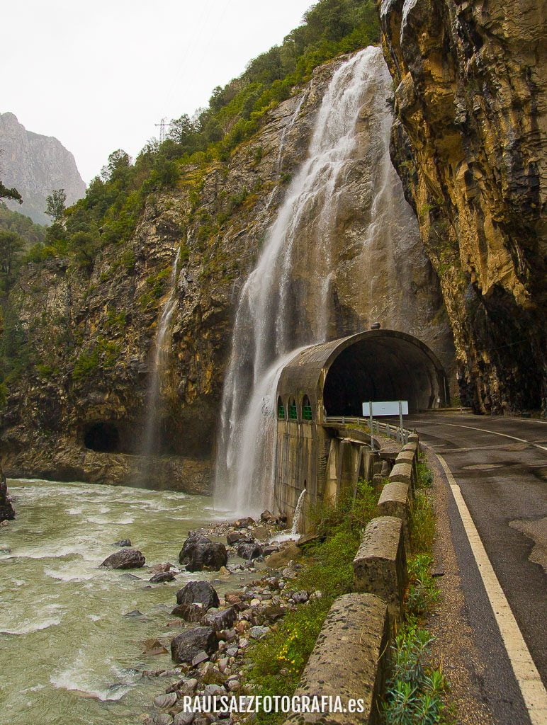 Entrando en la cascada 2