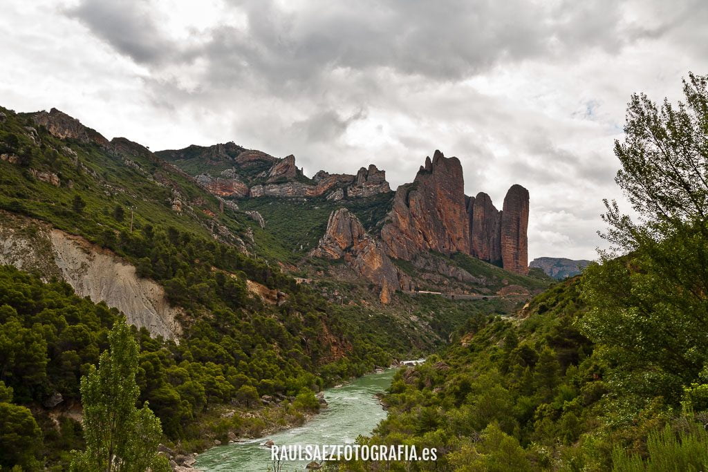 Los Mallos de Riglos 2