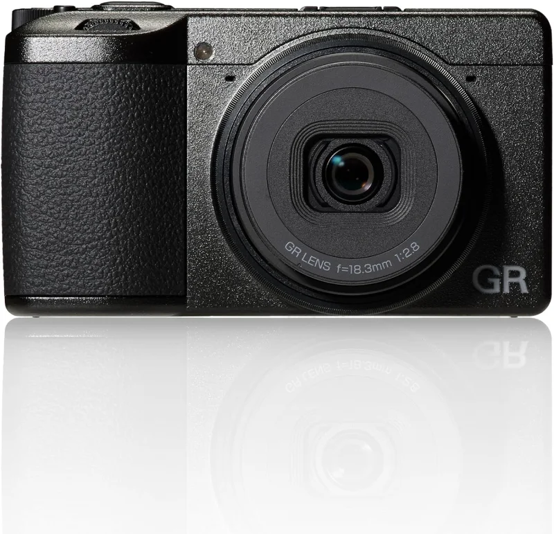 Ricoh GR IV